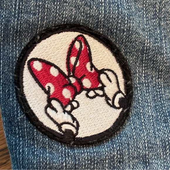 Disney Torrid Women’s Plus Size Blue Jeans with Minnie Mouse Patches EUC… - Picture 8 of 15